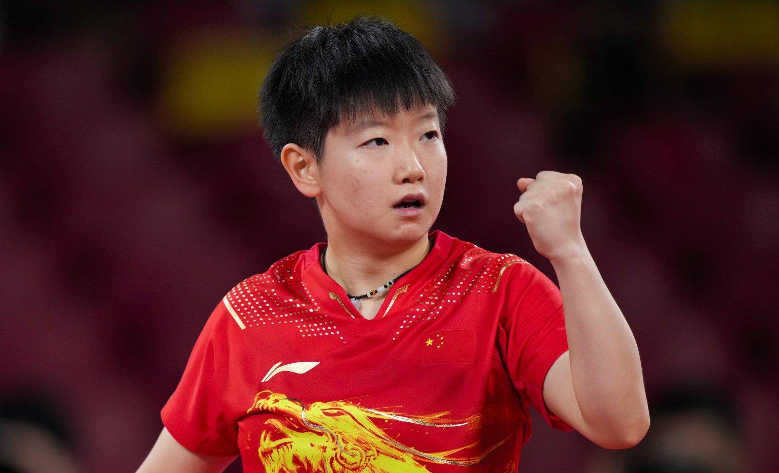 随着他披上 随着他披上