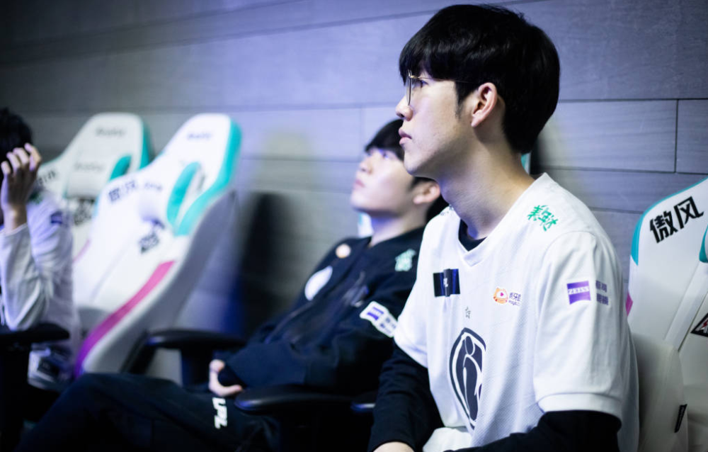 他们对阵曼 他们对阵曼