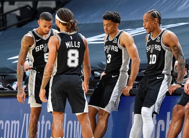 迫使对手做 迫使对手做